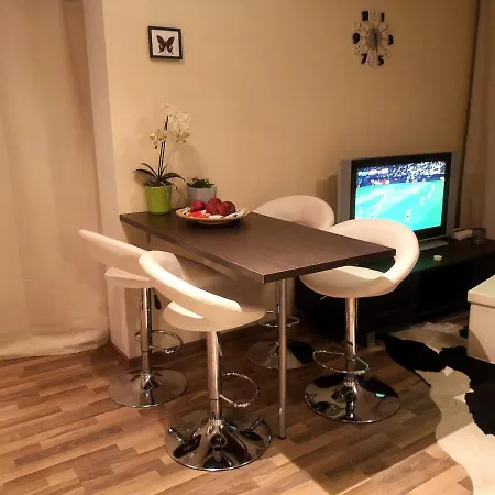 Lejlighed Cozy Little City Penthouse With Terrace And Free Parking
